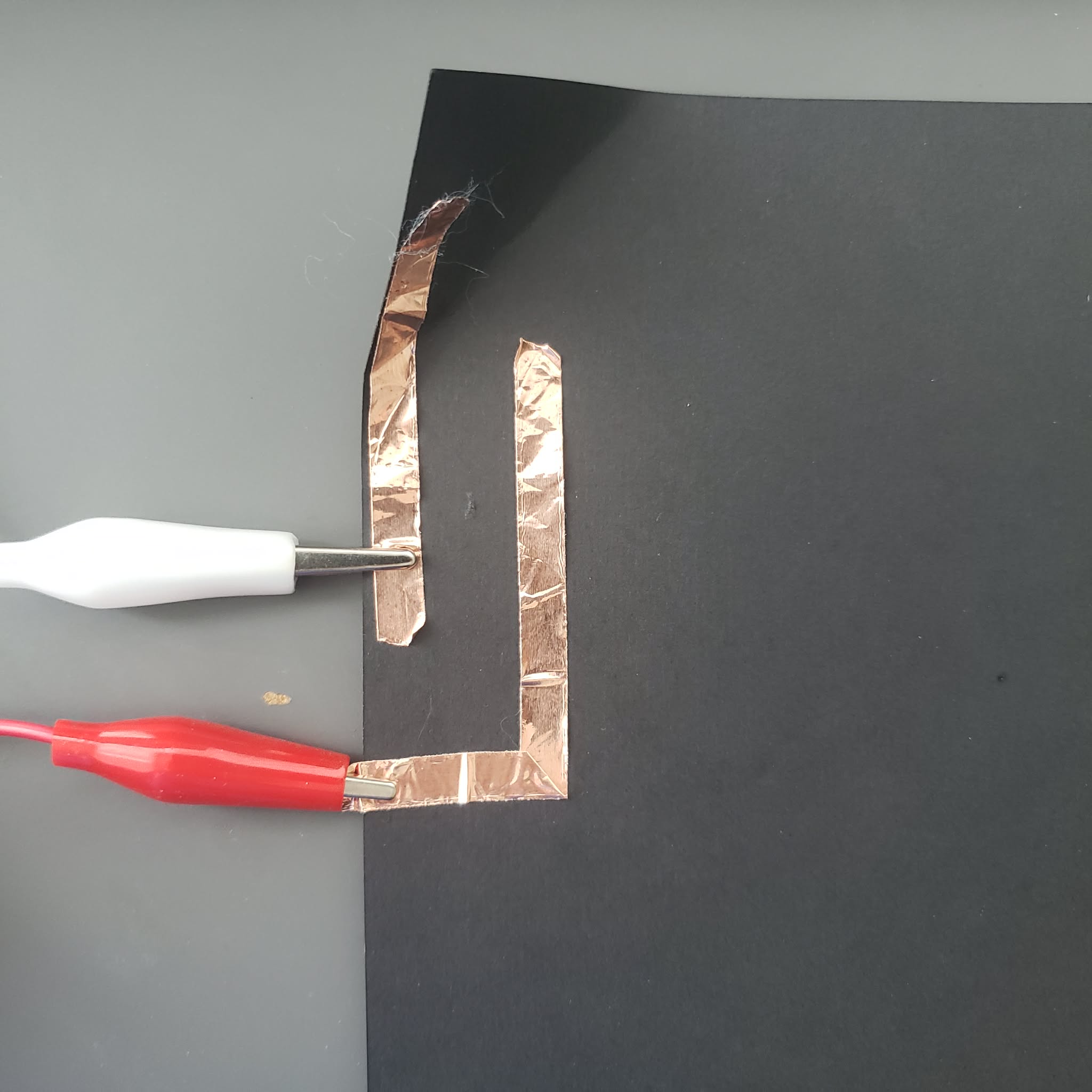 I try a basic interaction using 2 copper piece.