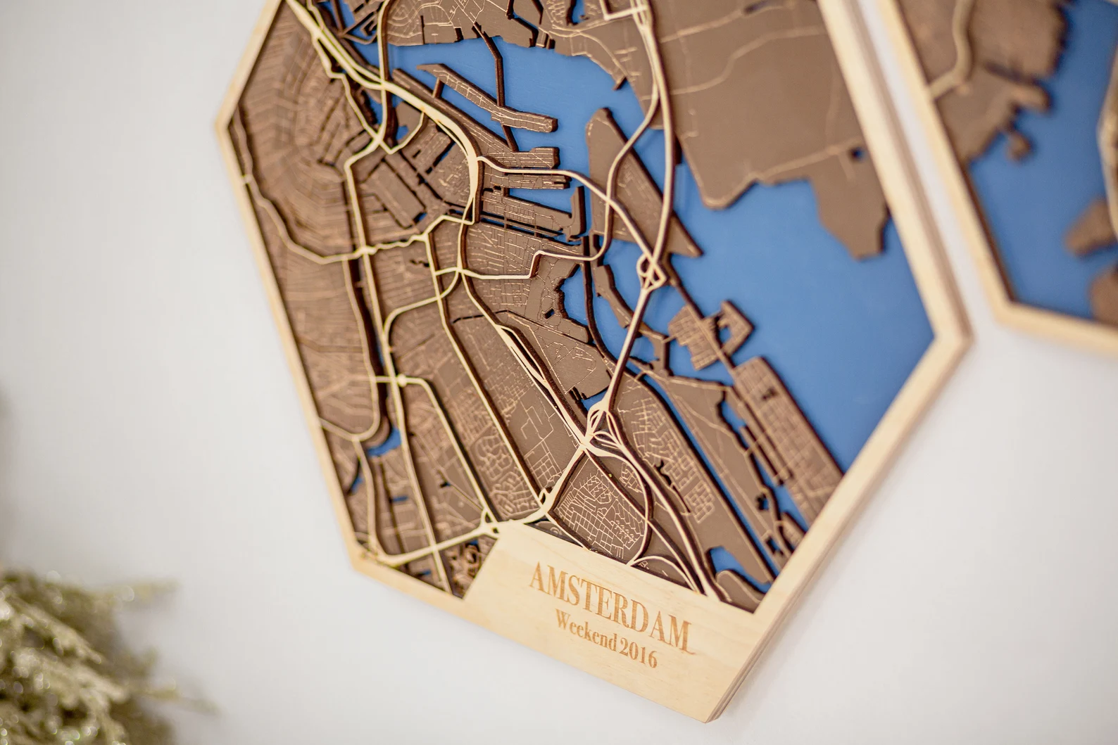 Laser cutting: Wood cutting map of Amsterdam